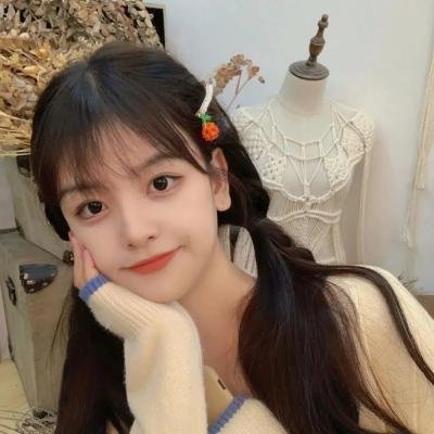 瓶中美人